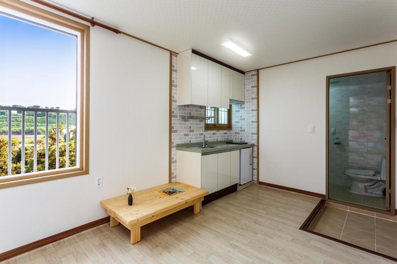 Jeju Wayo Pension Exterior photo