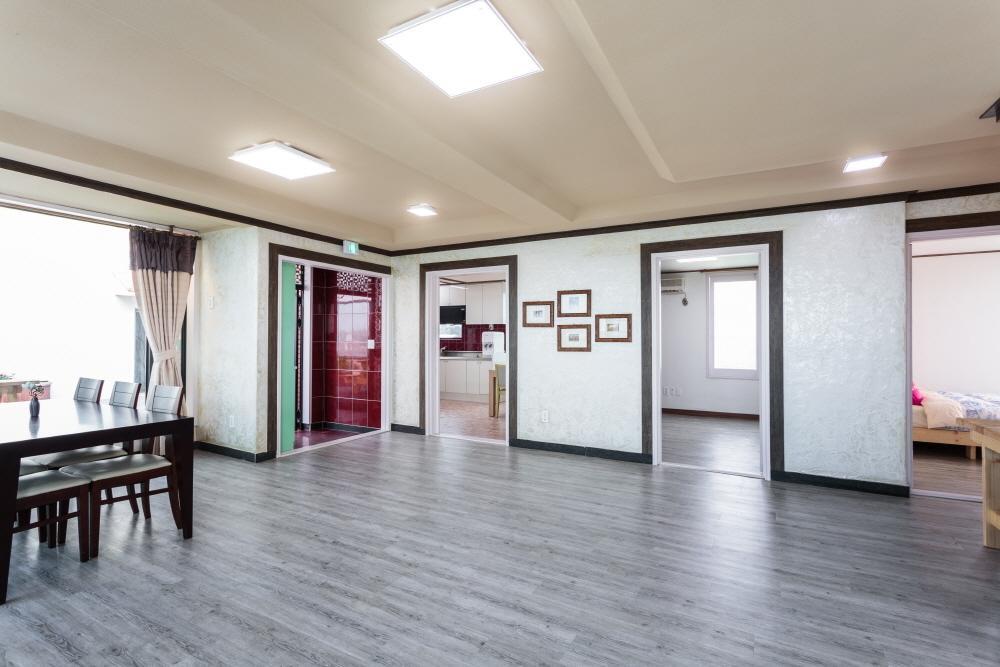 Jeju Wayo Pension Exterior photo